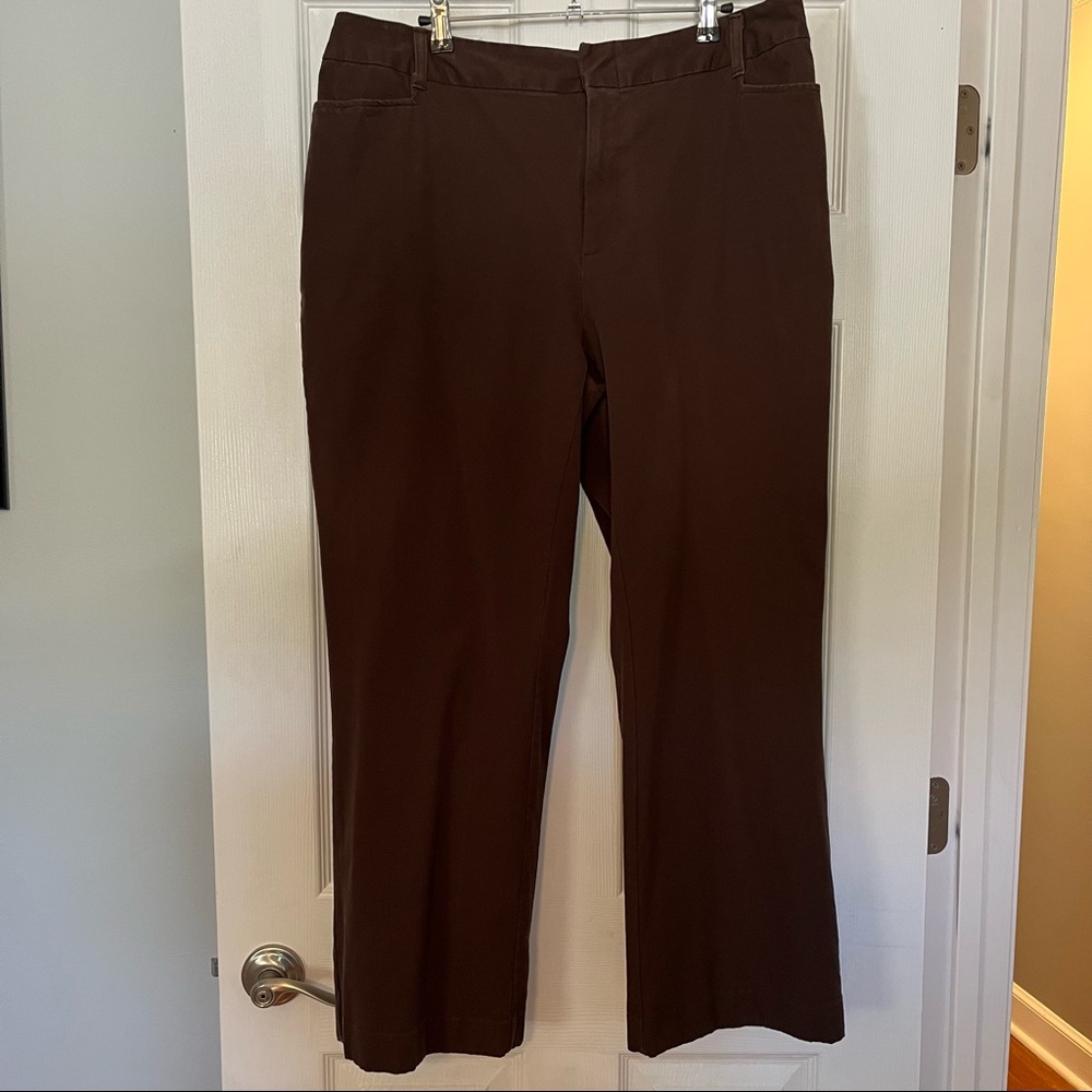 St John’s Bay Woman Stretch 18W brown pants